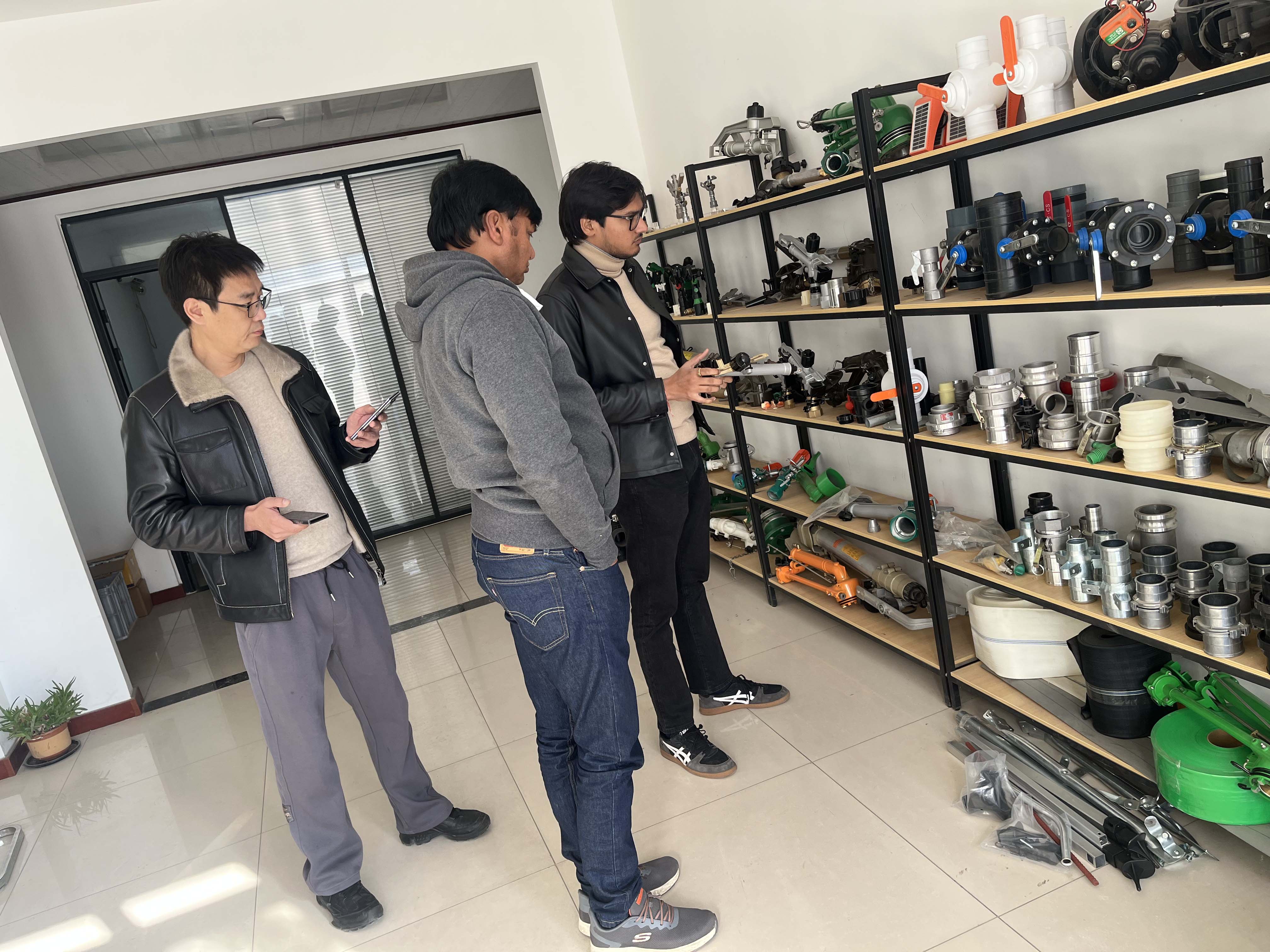 南川NS40 涡轮喷枪获客户青睐 洽谈批量合作